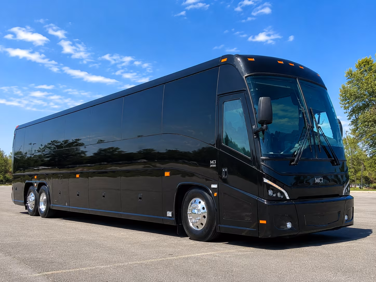 charter buses for aquarium and beach ecosystem field trips from downey